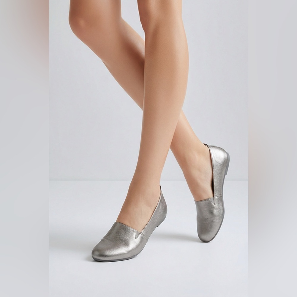 Elegant Silver Women's Loafers